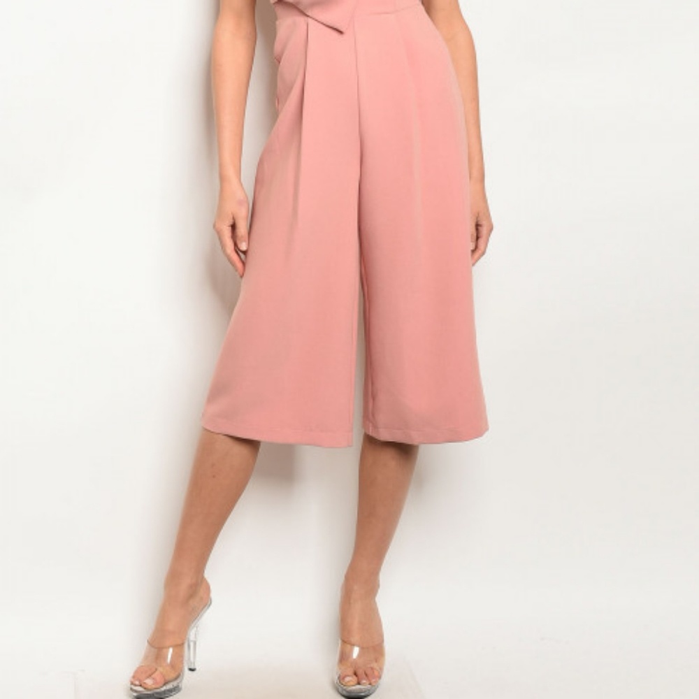 LAST ONE! Strapless Bow detail Jumpsuit - Picture 3 of 7